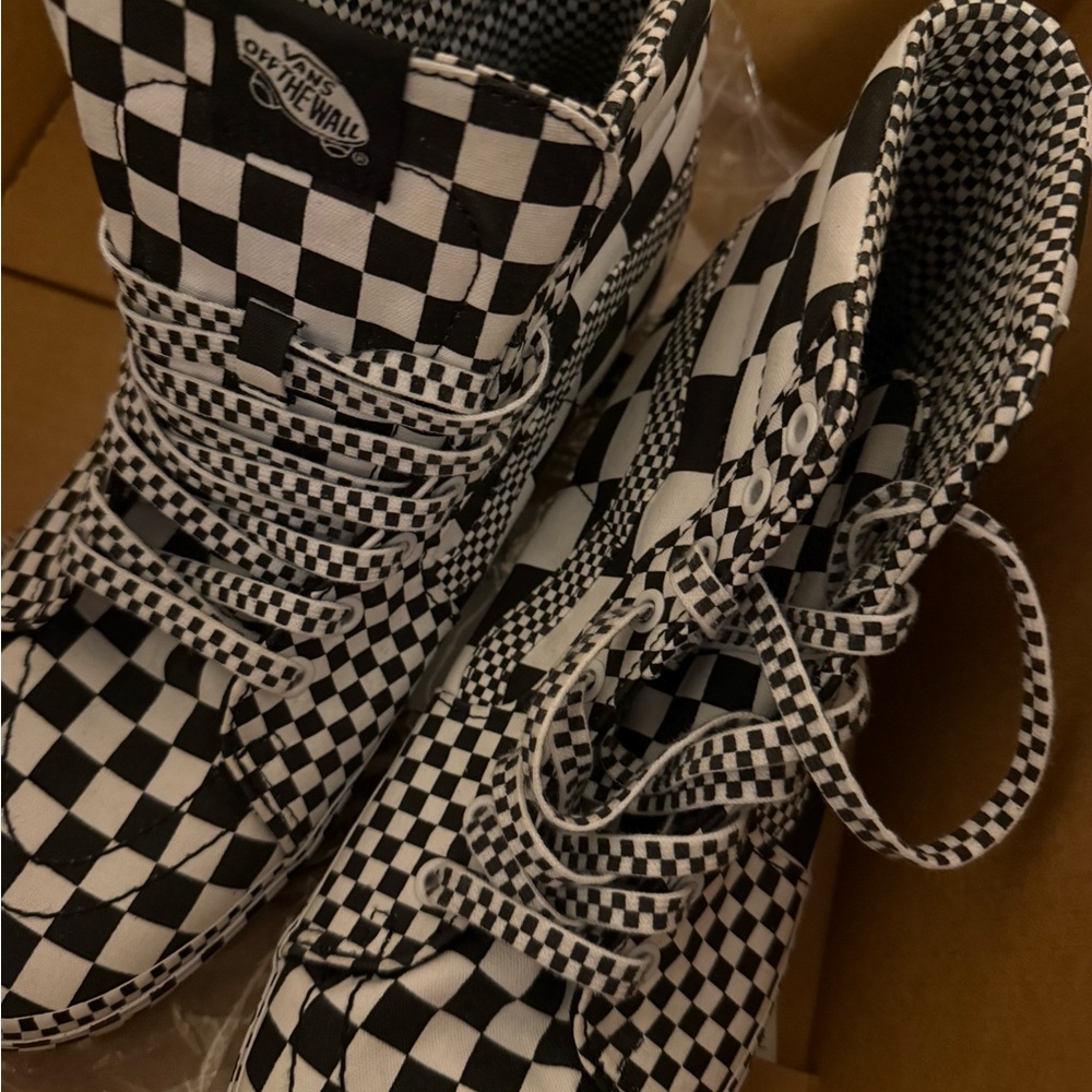 Vans men high top 11
